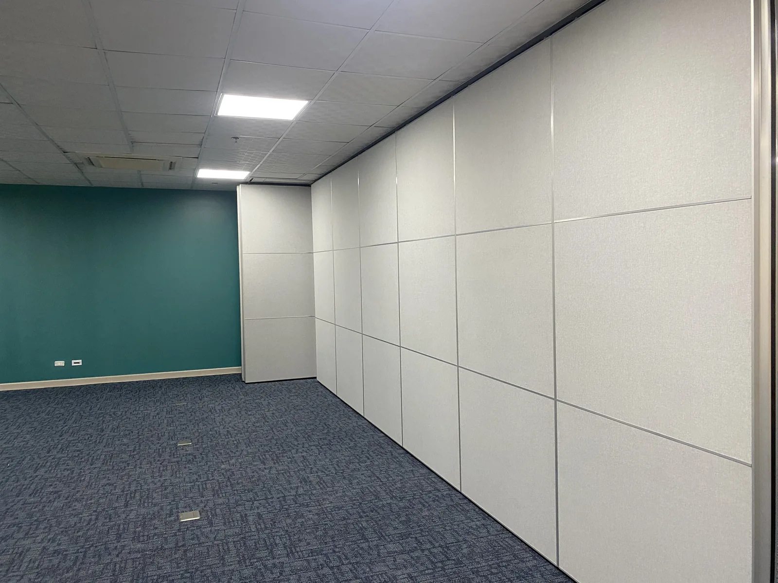 Operable walls in Manila